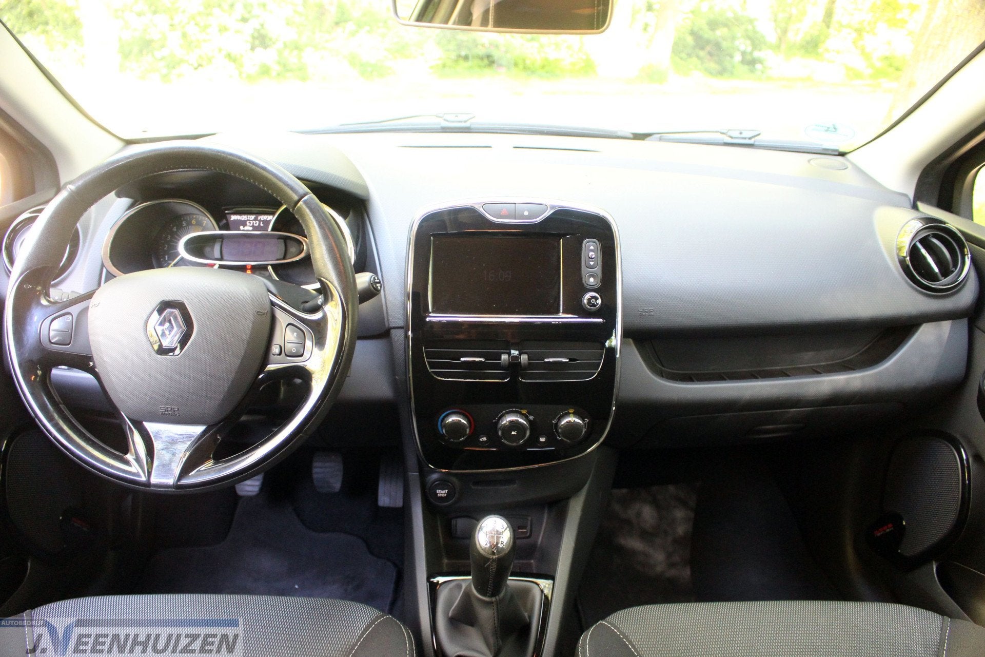 Renault Clio 0.9 TCe Expression |️Airco | Cruise Con, Voorwielaandrijving, Stof, 540 kg, Zwart