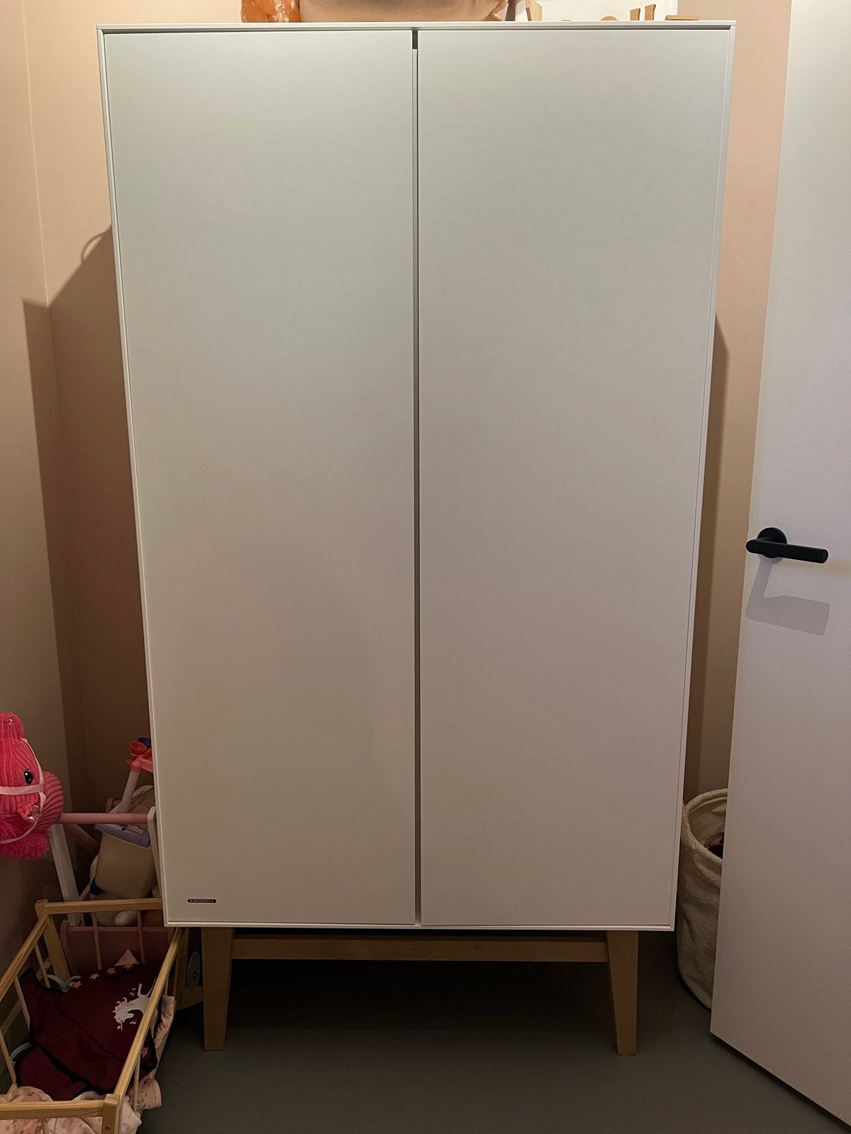 Kidsmill Kast en Commode wit met houten frame, Kinderen en Baby's, Kinderkamer | Commodes en Kasten, Ophalen, Gebruikt, 50 tot 70 cm