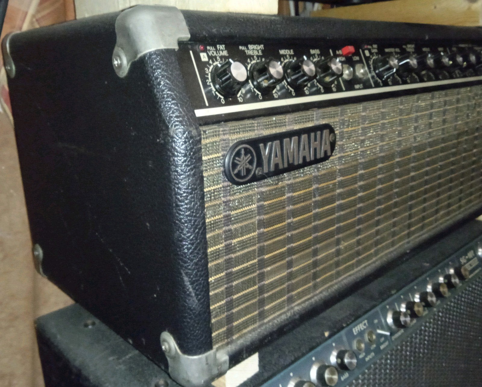 Yamaha G100II head top, Ophalen