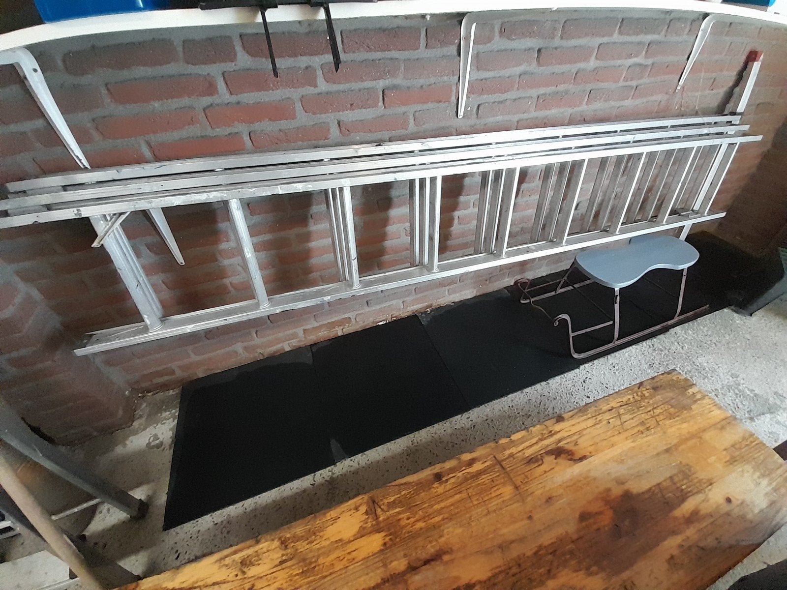 Stevige ladder, 3 x 9 sporten, excelsior, met onderbalk., Ophalen, Gebruikt, Ladder, Opvouwbaar of Inschuifbaar