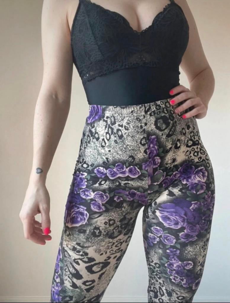 Vintage legging met rozen en panterprint, S/M. Leopard 90s, Legging, Verzenden, Vintage, Gedragen