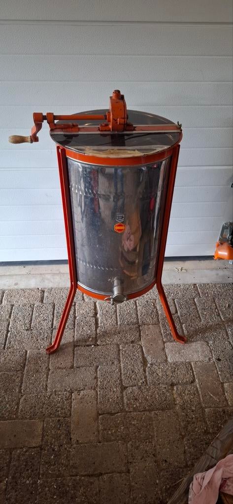 Honing slinger te huur met benodigdheden, Dieren en Toebehoren, Insecten en Spinnen, Bijen