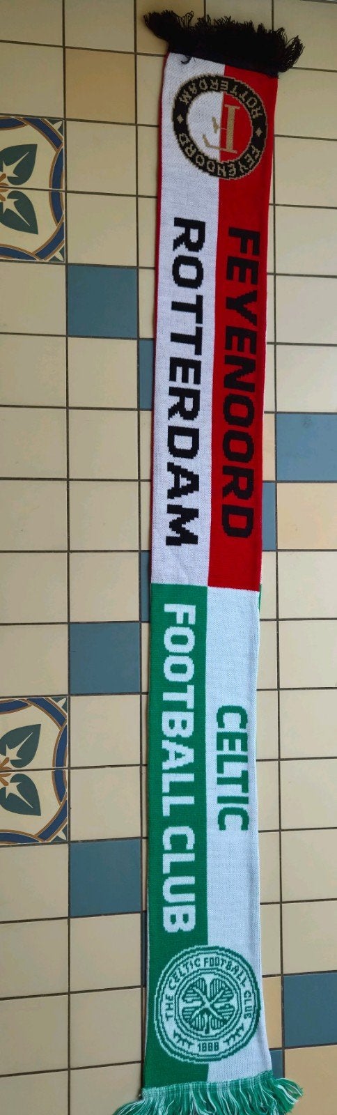 Feyenoord - Celtic sjaal, Ophalen of Verzenden, Zo goed als nieuw, Feyenoord