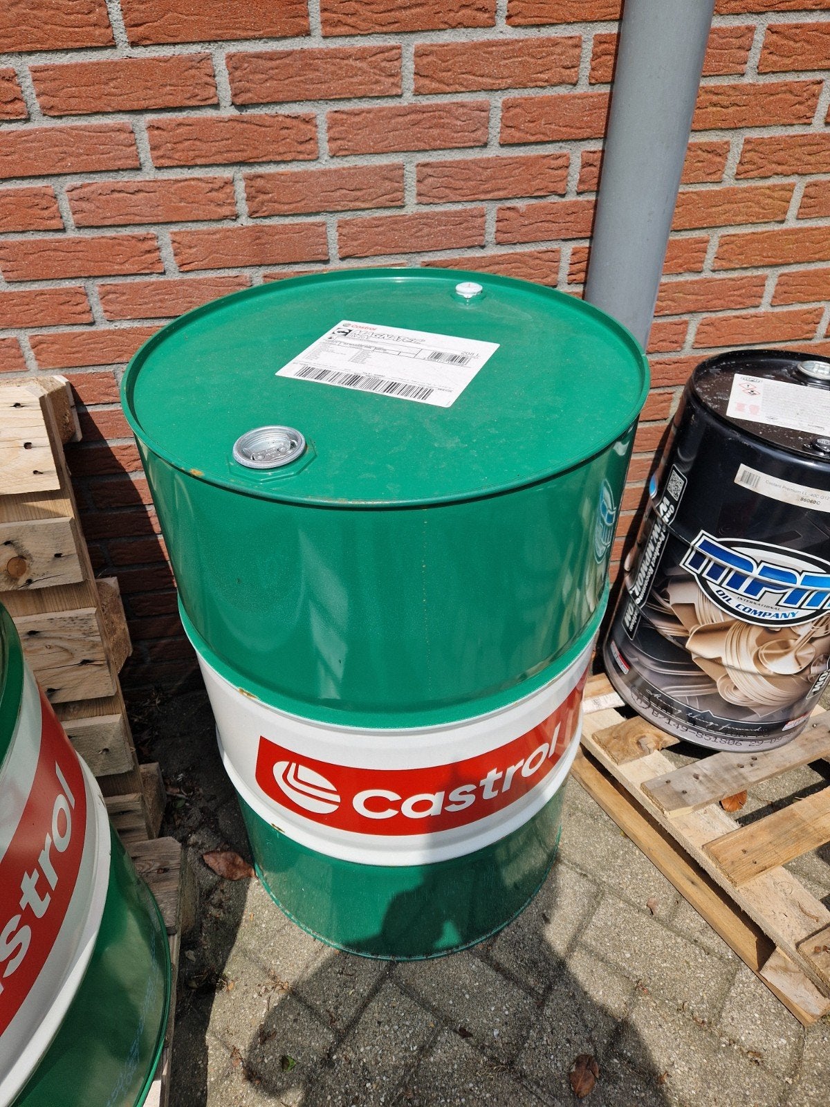 Castrol 208L vat - Leeg olievat, Ophalen
