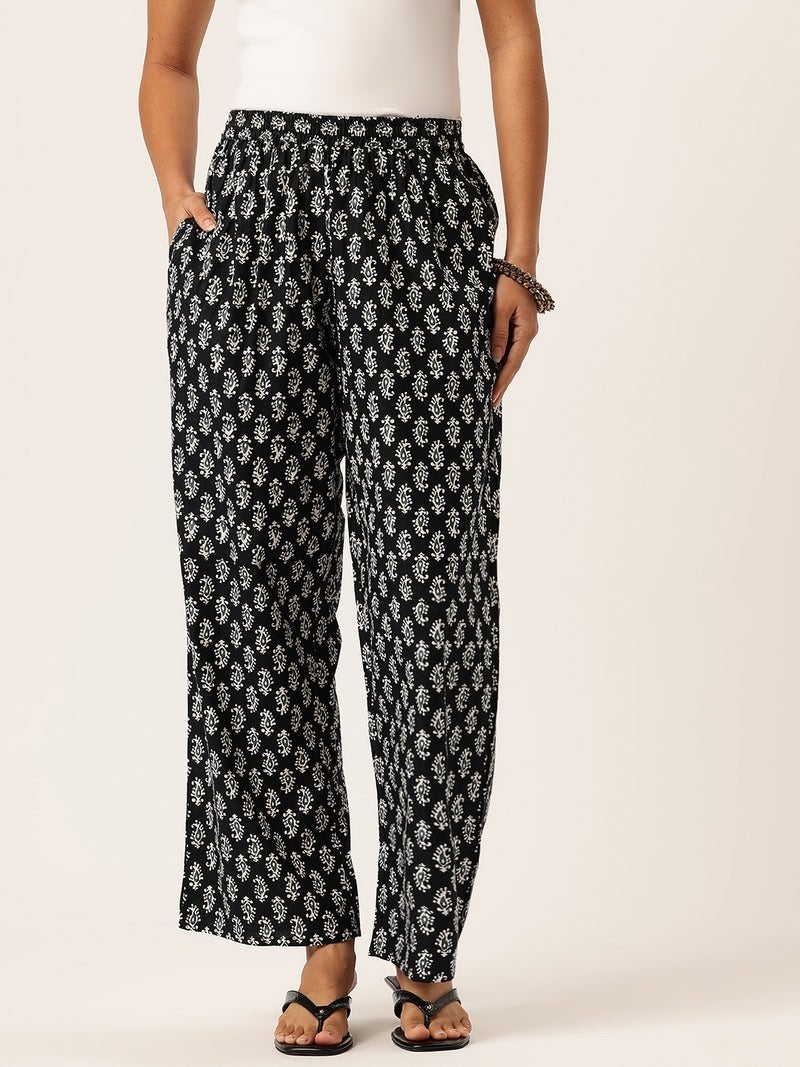 Zwarte broek met print, Made in Italy, Maat 38/40 (M), Zwart, Ophalen of Verzenden, Zo goed als nieuw
