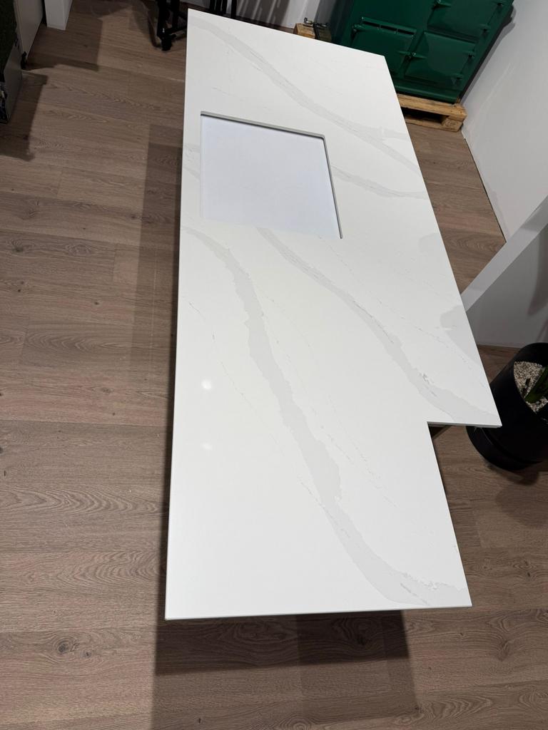 Composiet keukenblad, Huis en Inrichting, Keuken | Keukenelementen, Ophalen, Zo goed als nieuw, 200 cm of meer, Minder dan 25 cm