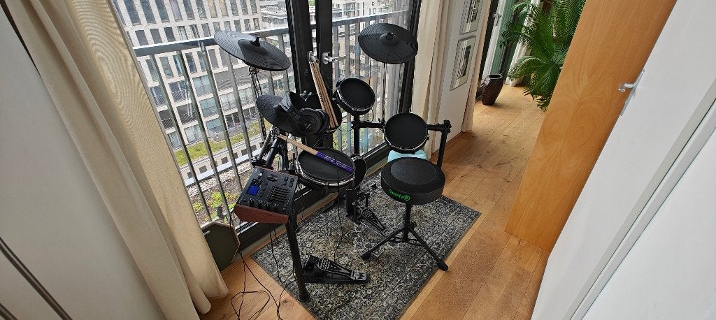 Aangeboden: Medeli DD 638 DX digitaal drumstel + toebehoren`, Muziek en Instrumenten, Ophalen, Zo goed als nieuw, Overige merken