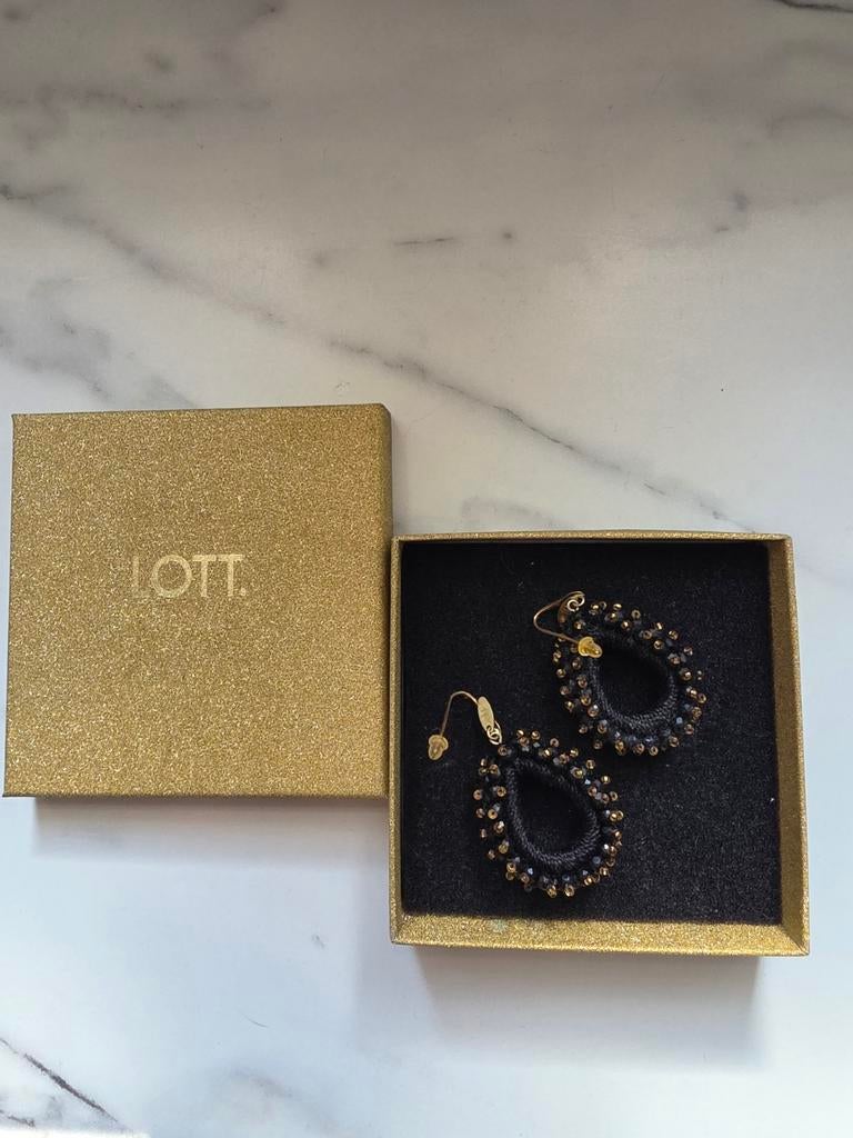 Lott Gioielli Small Drops Oorbellen zwart - Kleine Druppel, Met kristal, Overige materialen, Hangers, Zwart