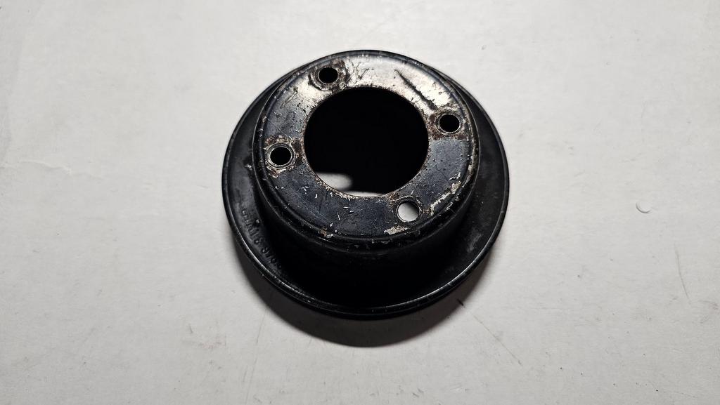 Poelie waterpomp metaal M20 BMW 3 5 serie E30 E28 M20 115112, Gebruikt, -, Ophalen of Verzenden, -