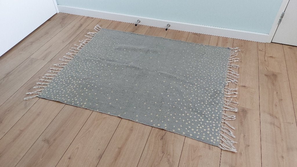 Grijs / Goud Vloerkleed 120cm x 100cm, Ophalen of Verzenden, Zo goed als nieuw, Grijs, Rechthoekig