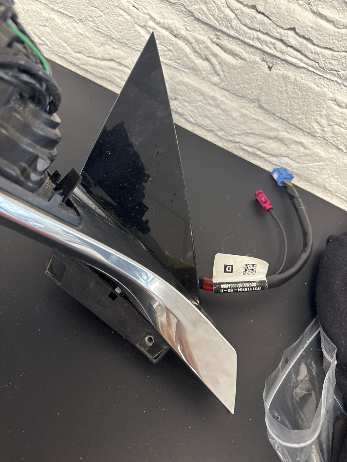 Foto 3 van Tesla Model 3 Rechter Spiegel - Gebruikt