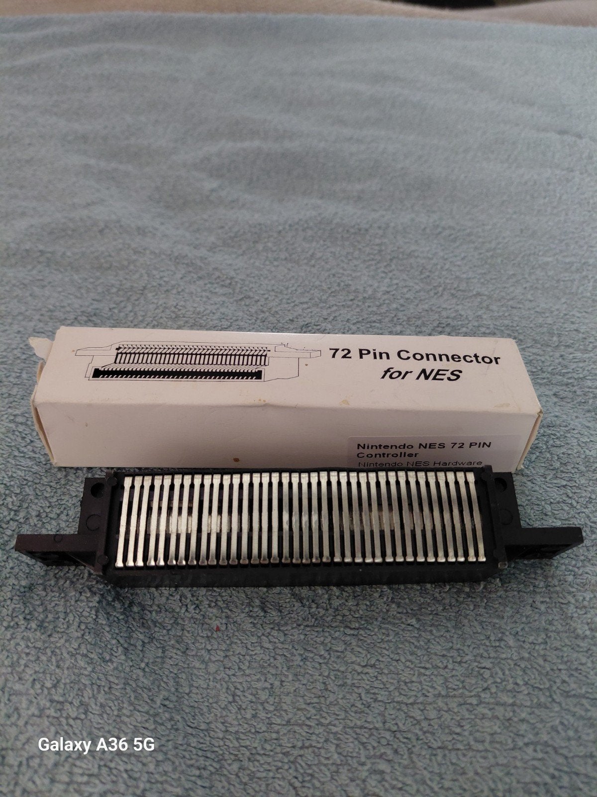 Nieuwe nes pin connector, Ophalen, Nieuw