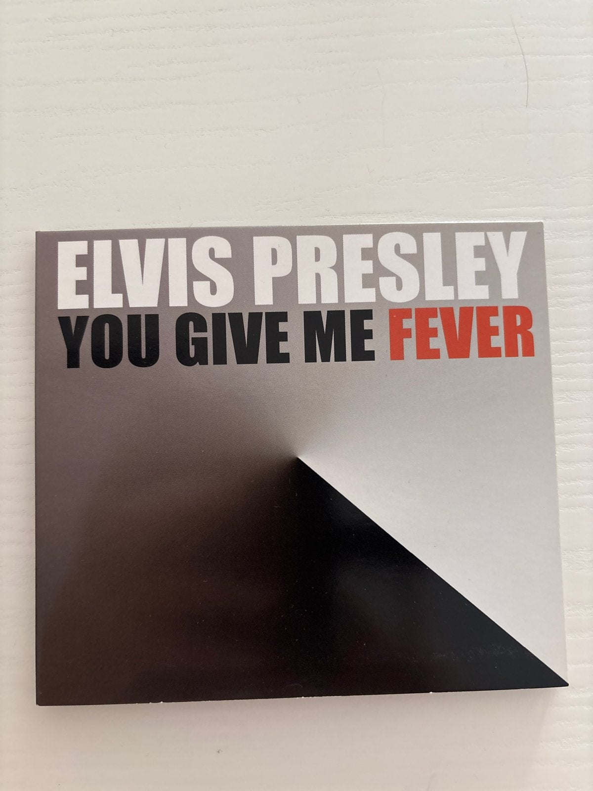 CD Elvis Presley - You Give Me Fever, Ophalen of Verzenden, Zo goed als nieuw, Cd of Plaat