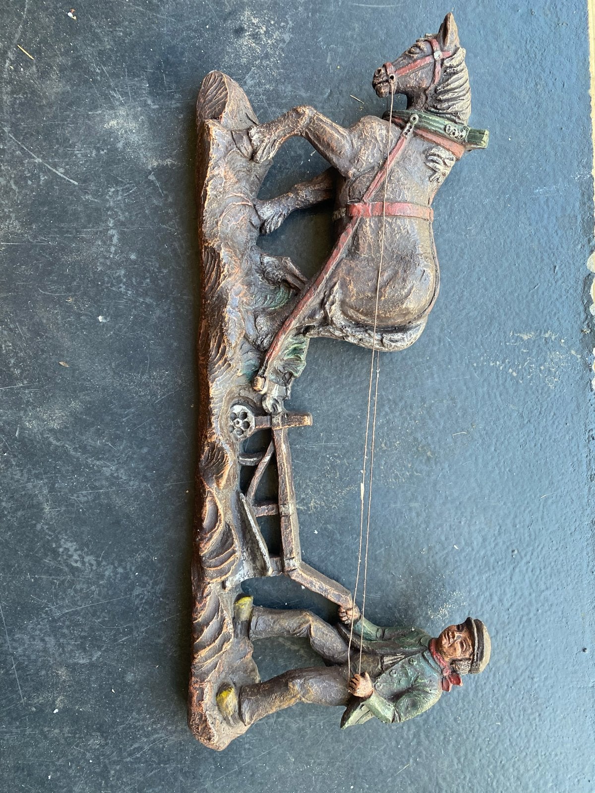 Antiek wanddecoratie: Man en trekpaard Belg, Antiek en Kunst, Ophalen of Verzenden