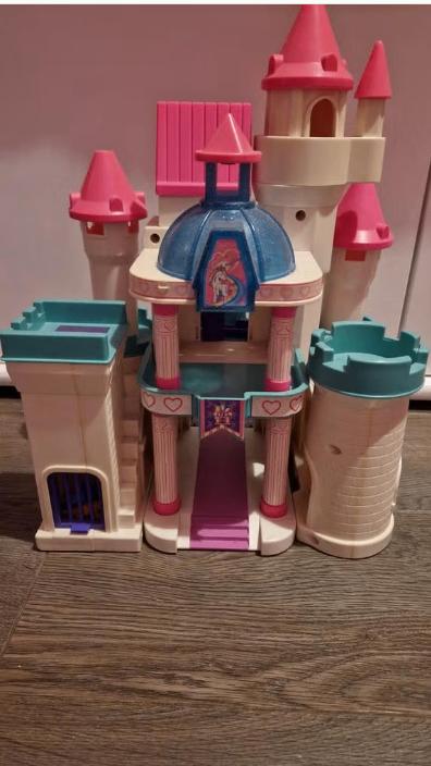 Leuk poppenhuis, Ophalen of Verzenden, Poppenhuis