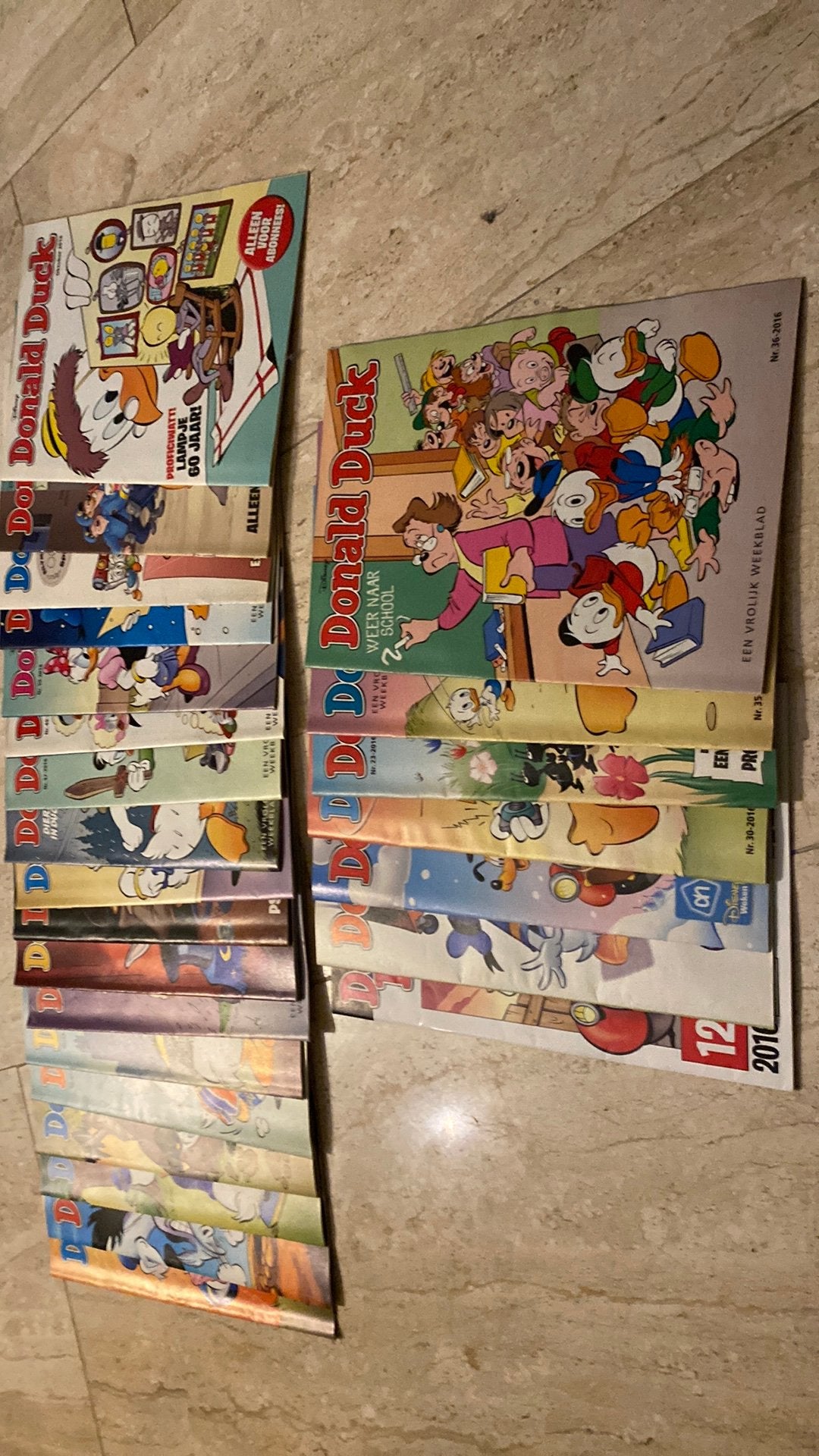 Donald duck enz kinder tijdschriften ca 50, Meerdere comics, Ophalen of Verzenden, Zo goed als nieuw, Europa