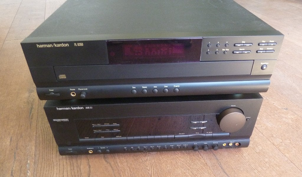 Heel Mooi & Goed ! HARMAN KARDON Receiver + 5CD-Wisselaar, Overige merken, Zo goed als nieuw, Tuner of Radio, Losse componenten