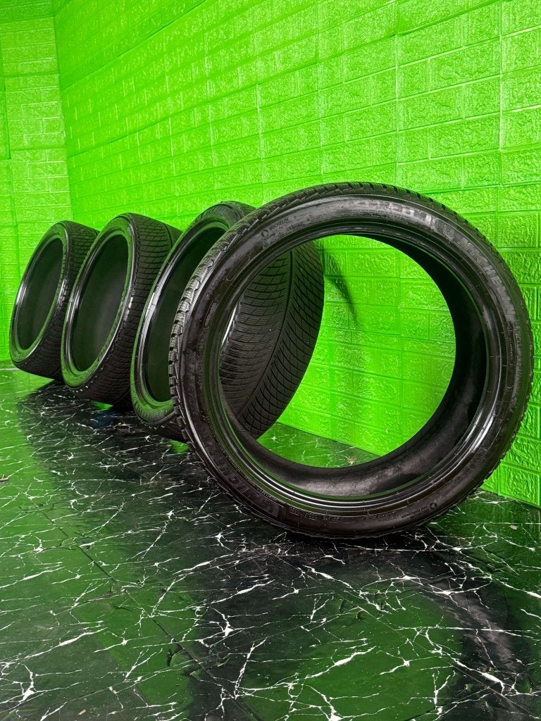Michelin Pilot Alpin 5 SUV 255/40R21 winterbanden 9mm, Auto-onderdelen, Niet ingevuld, Gebruikt, 255 mm, Niet ingevuld