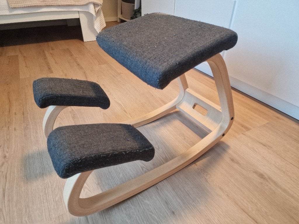 TE KOOP: Varier Stokke balansstoel, Huis en Inrichting, Ophalen, Gebruikt, Zwart, Bureaustoel