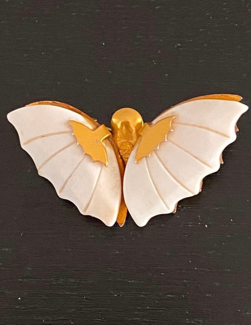 Vintage parelmoer vlinderbroche, Ophalen of Verzenden, Zo goed als nieuw, Overige materialen