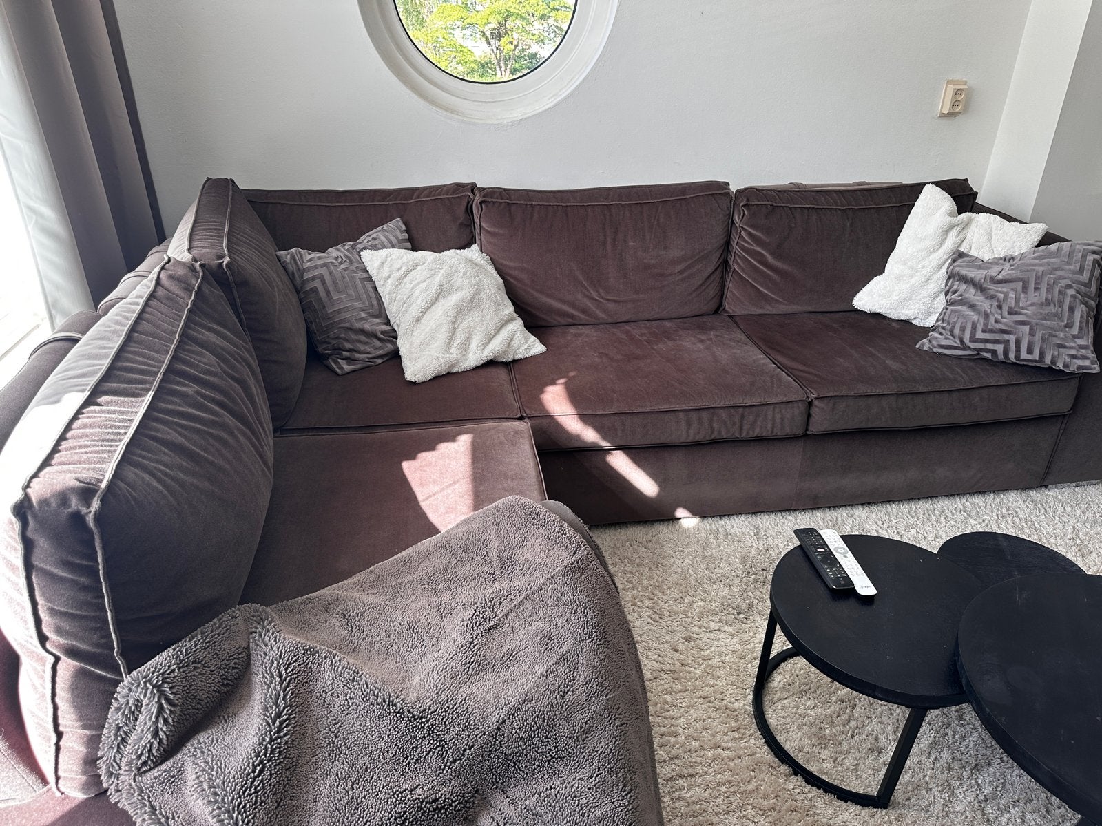 Ruime hoekbank weg voor 100 euro! 305 cm lang, Huis en Inrichting, Banken | Bankstellen, Ophalen, Hoekbank, 300 cm of meer, Zo goed als nieuw