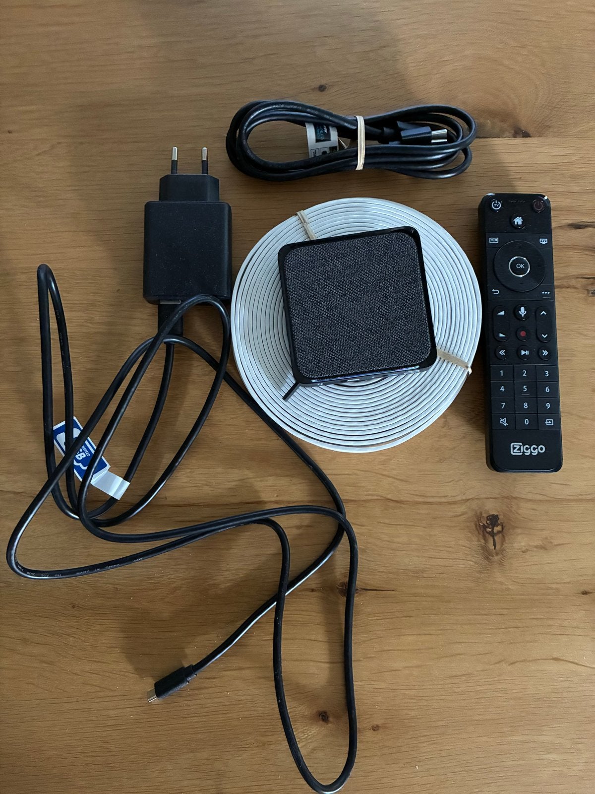 Next Mini Ziggo Mediabox - Compleet met afstandsbediening, Audio, Tv en Foto, Decoders en Harddiskrecorders, Ophalen of Verzenden