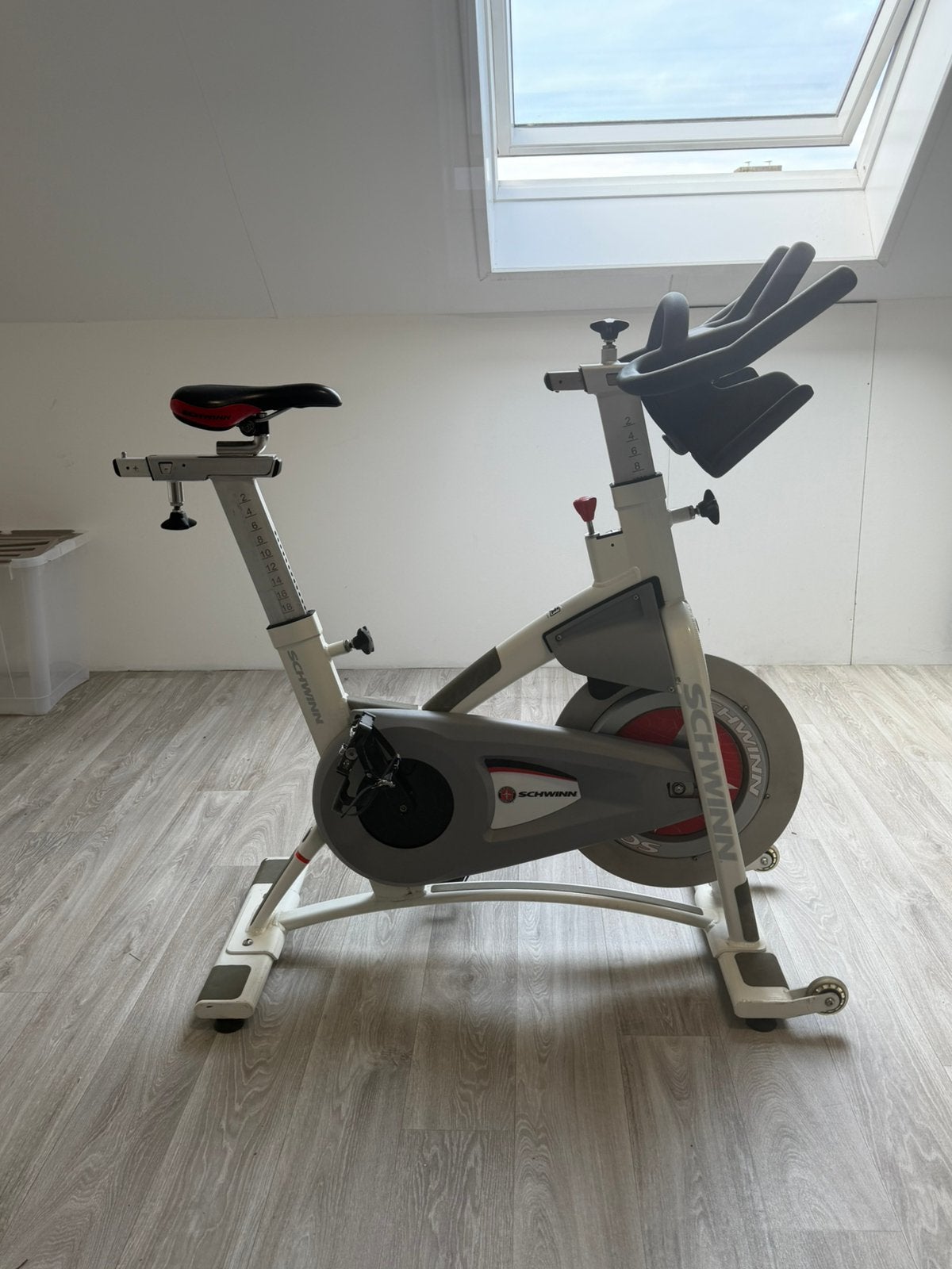 Professionele spinner, Ophalen, Gebruikt, Benen, Spinningfiets