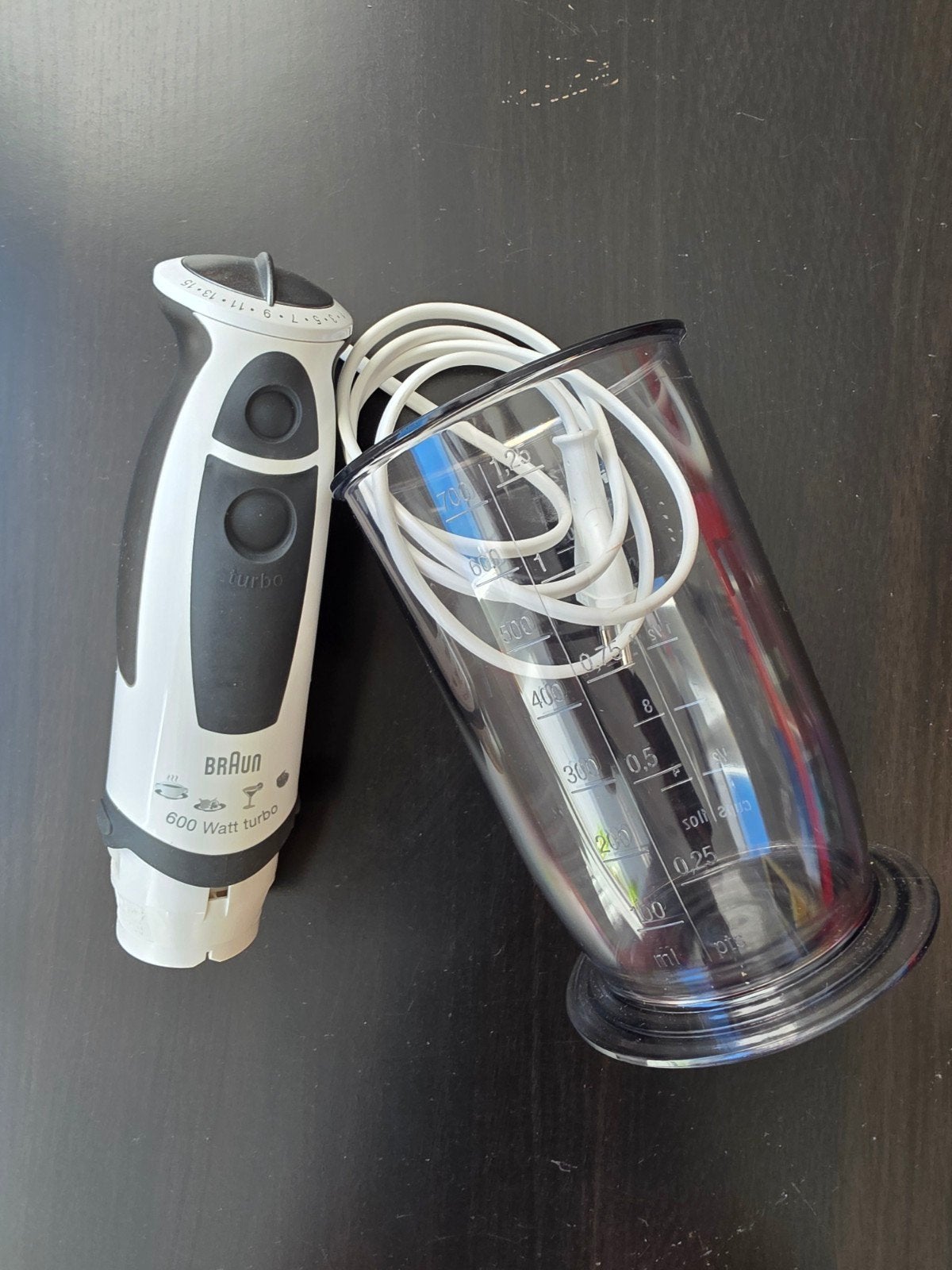 Braun Staafmixer 600 Watt Turbo motor met maatbeker, Ophalen, Gebruikt, Blender