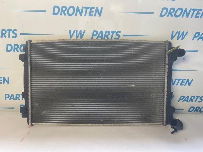 Radiateur van een Volkswagen Golf, Auto-onderdelen, Gebruikt, -, Verzenden, -