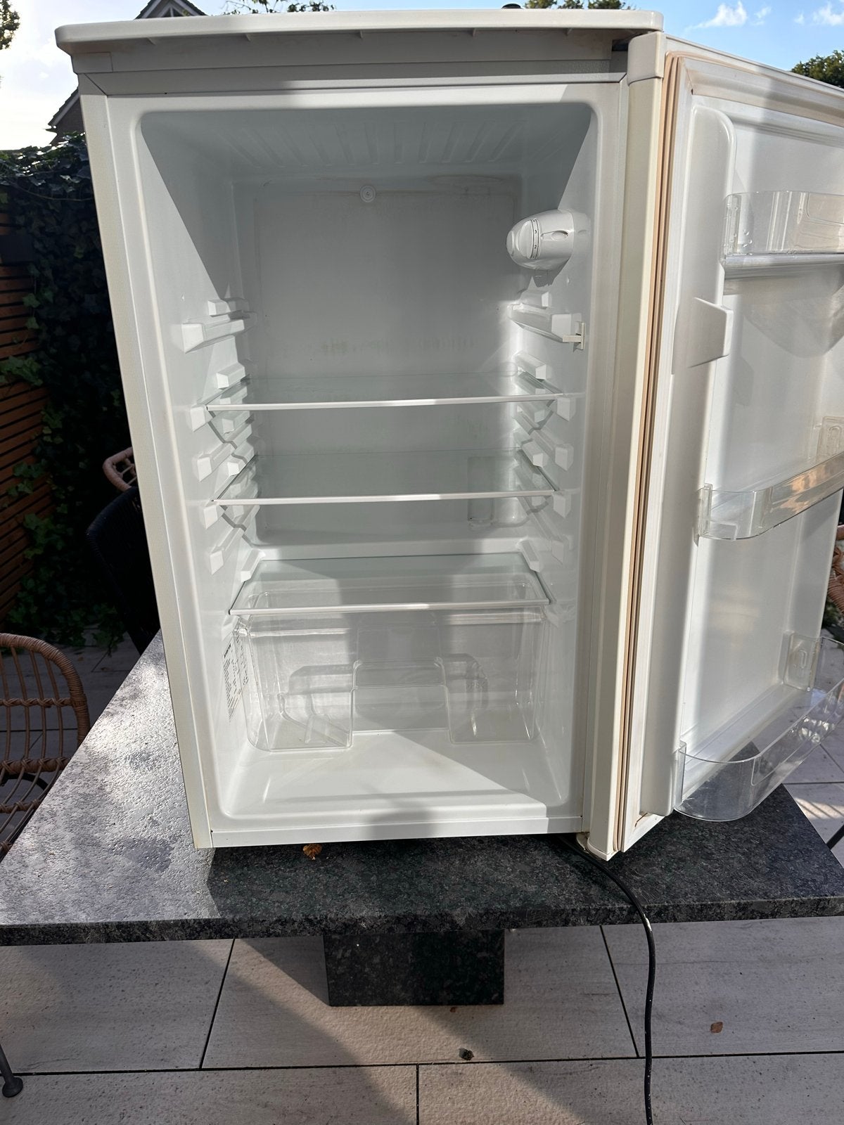 Inventum tafelmodel koelkast CKK500, nette werking, Zonder vriesvak, 75 tot 100 liter, Zo goed als nieuw, 45 tot 60 cm