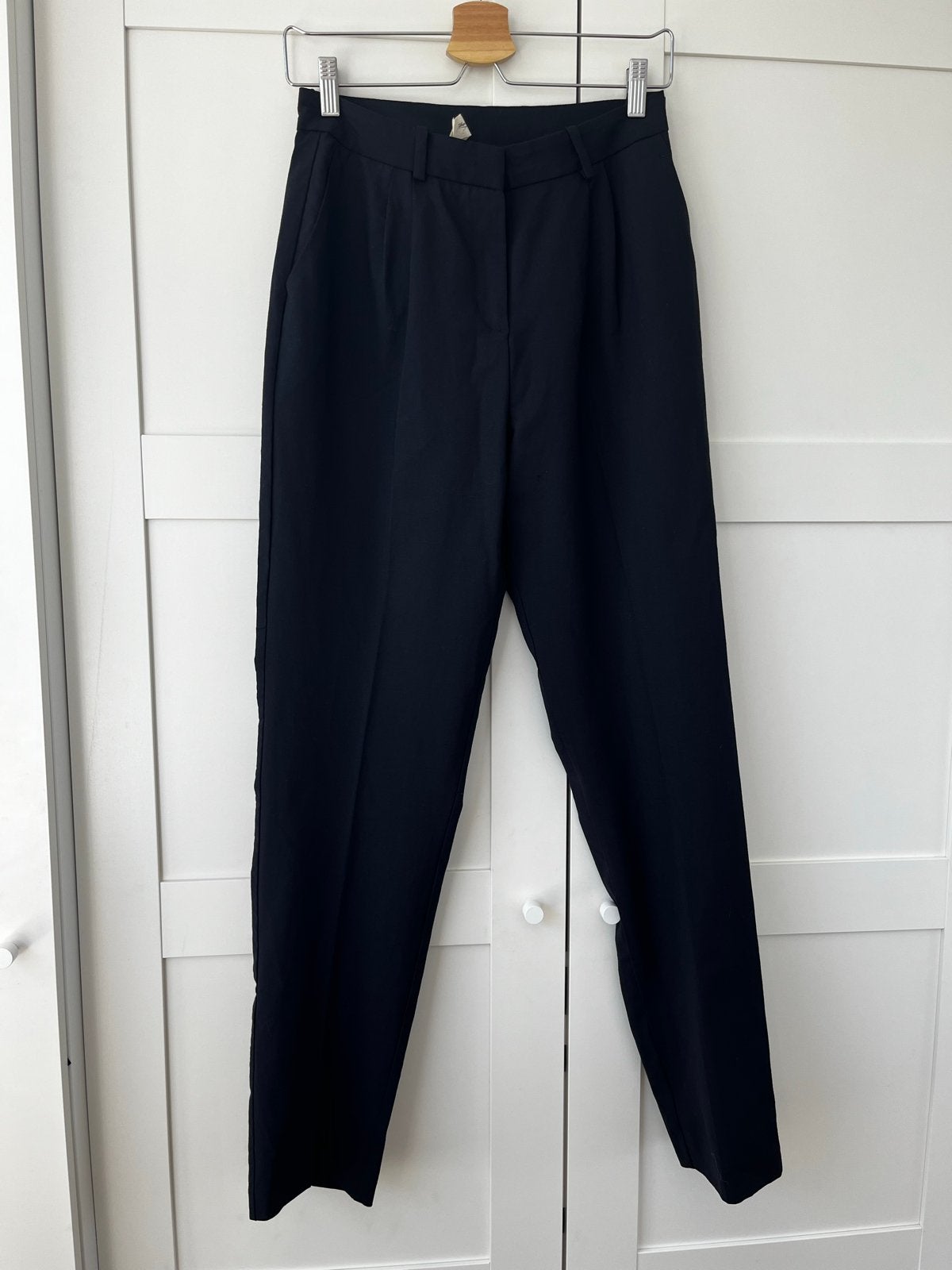 American Vintage Zwarte Wollen Broek,  L, Kleding | Dames, Zwart, Maat 42/44 (L), Ophalen of Verzenden, Zo goed als nieuw