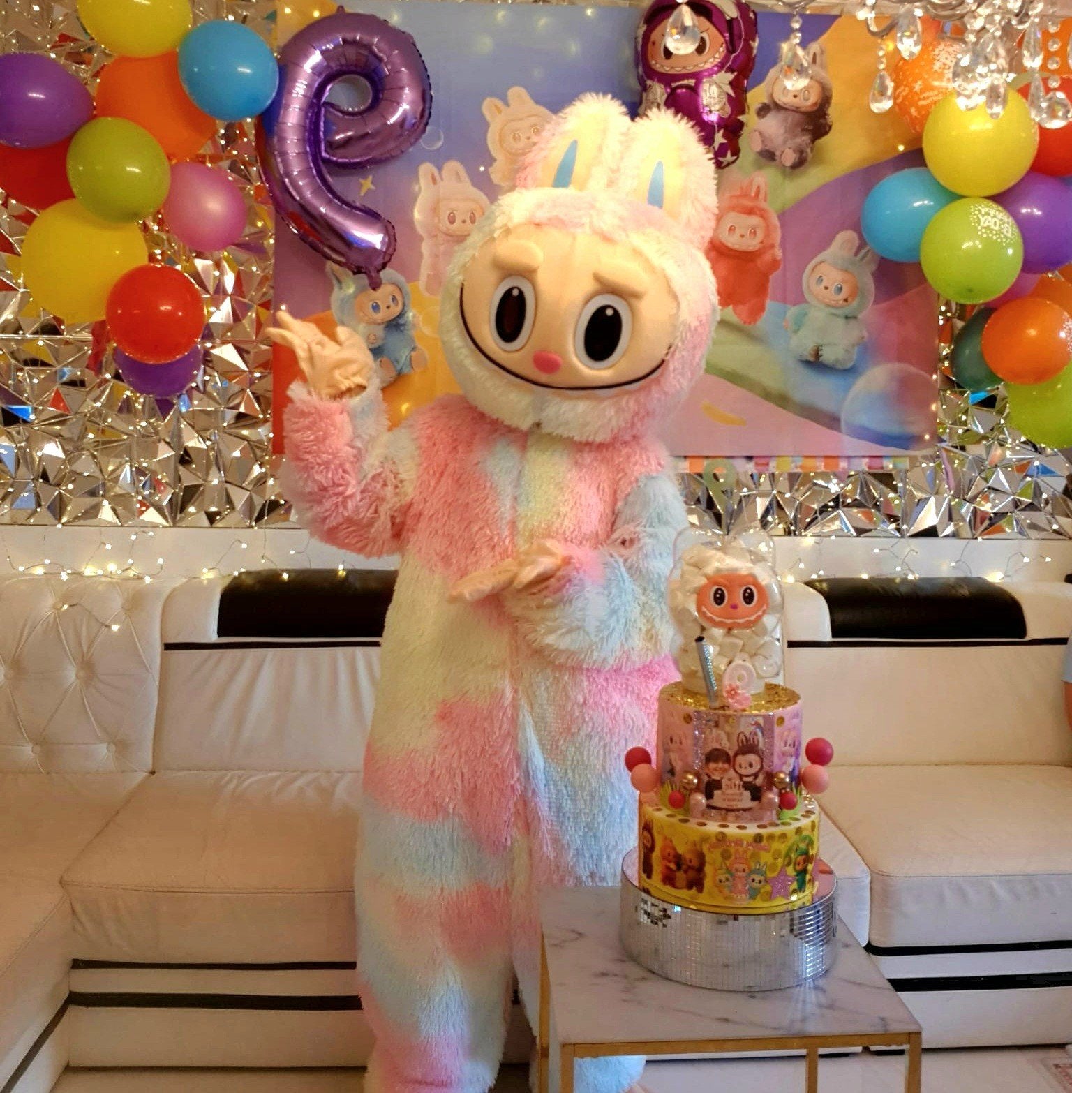 Labubu Mascotte Kostuum te Huur - Perfect voor Feestjes!, Ophalen, Gebruikt, Kostuum, Verjaardag