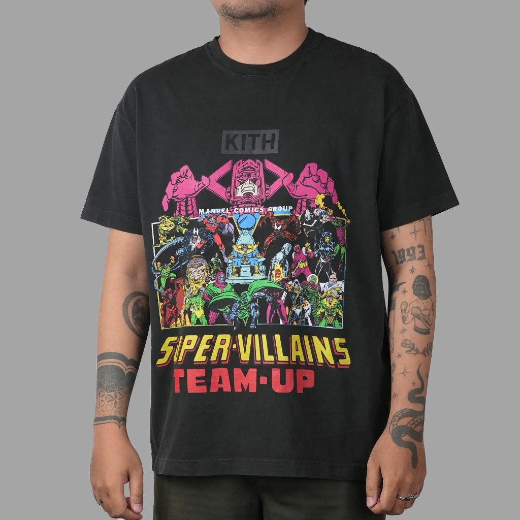 KITH X Marvel Team up villains vintage black t-shirt, Kith, Maat 48/50 (M), Zwart, Nieuw