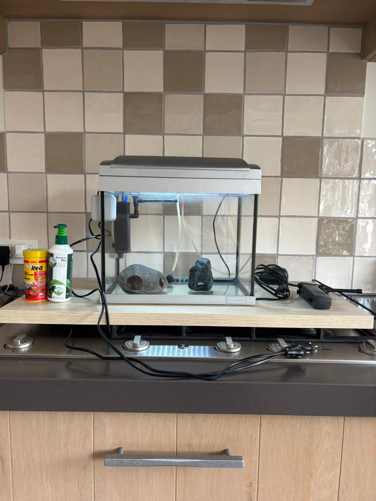 20 l aquarium bijna compleet, Dieren en Toebehoren, Ophalen, Zo goed als nieuw, Leeg aquarium, Superfish