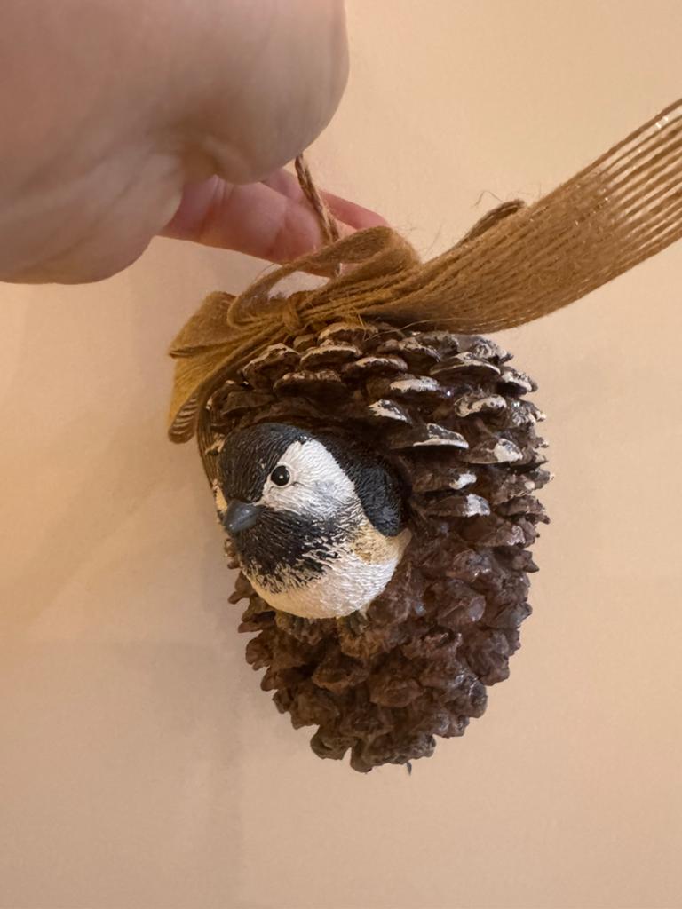 Meander dennenappel met koolmees nieuw, Huis en Inrichting, Ophalen of Verzenden, Zo goed als nieuw