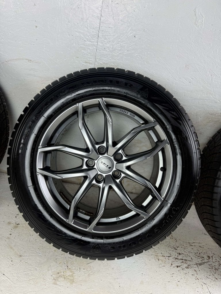 #Mitsubishi Outlander Honda CR-V velgen 18" 5x114.3 winter, Auto-onderdelen, Banden en Velgen, 18 inch, Gebruikt, Banden en Velgen