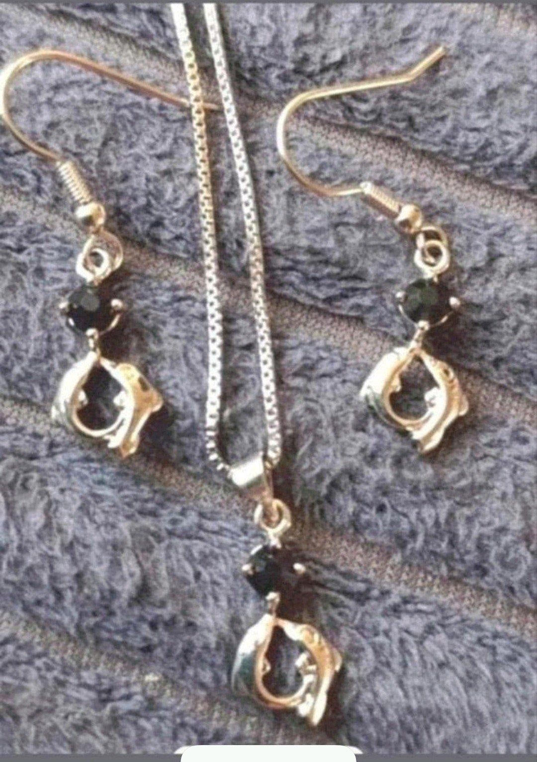 ketting en oorbellen dolfijnen zwarte onxy steen, Verzenden, Nieuw, Zilver, Met hanger
