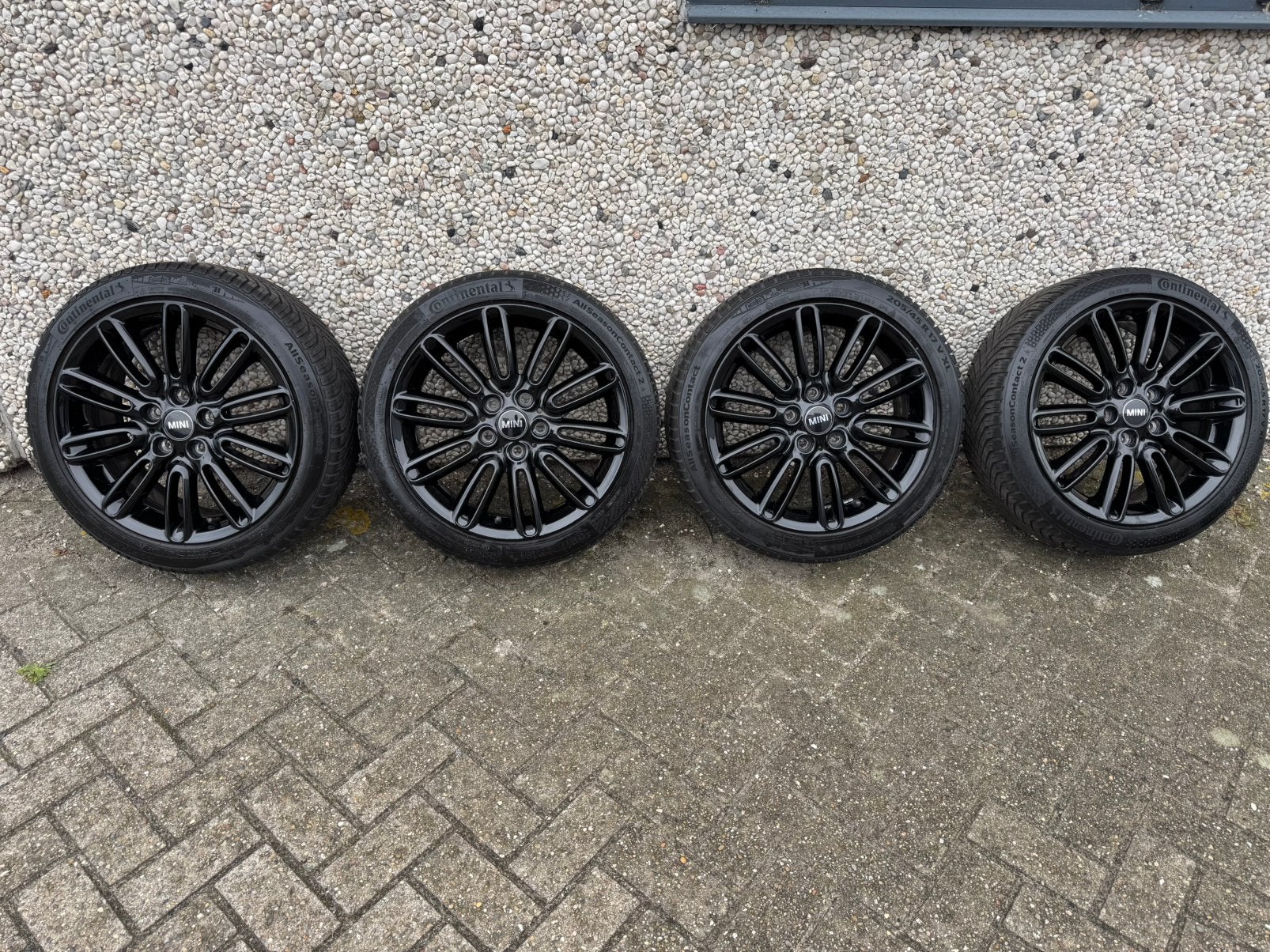 Originele Mini F55 F56 F57 All season set, 17”, continental, Ophalen, Gebruikt, Banden en Velgen, 17 inch