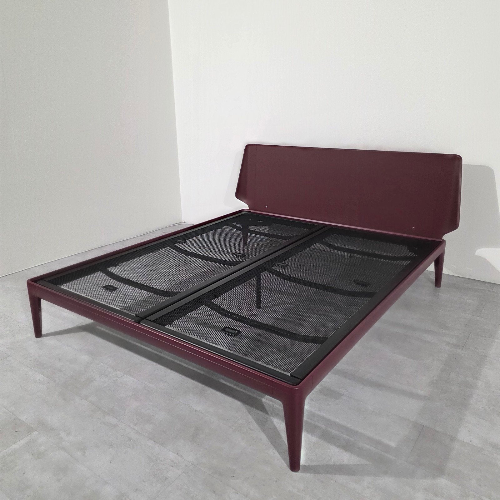 Showroommodel Auping Essential 180x200 Burgundy, Tweepersoons, Ophalen of Verzenden, Zo goed als nieuw, 180 cm