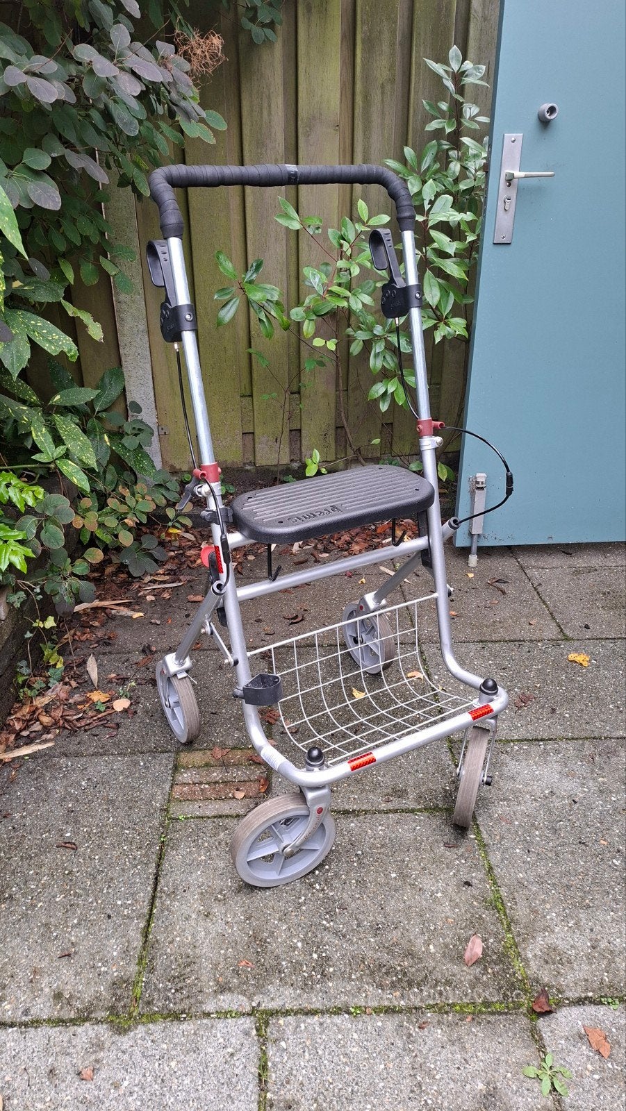 Extra hoge Rollator., Diversen, Ophalen, Opvouwbaar, Gebruikt