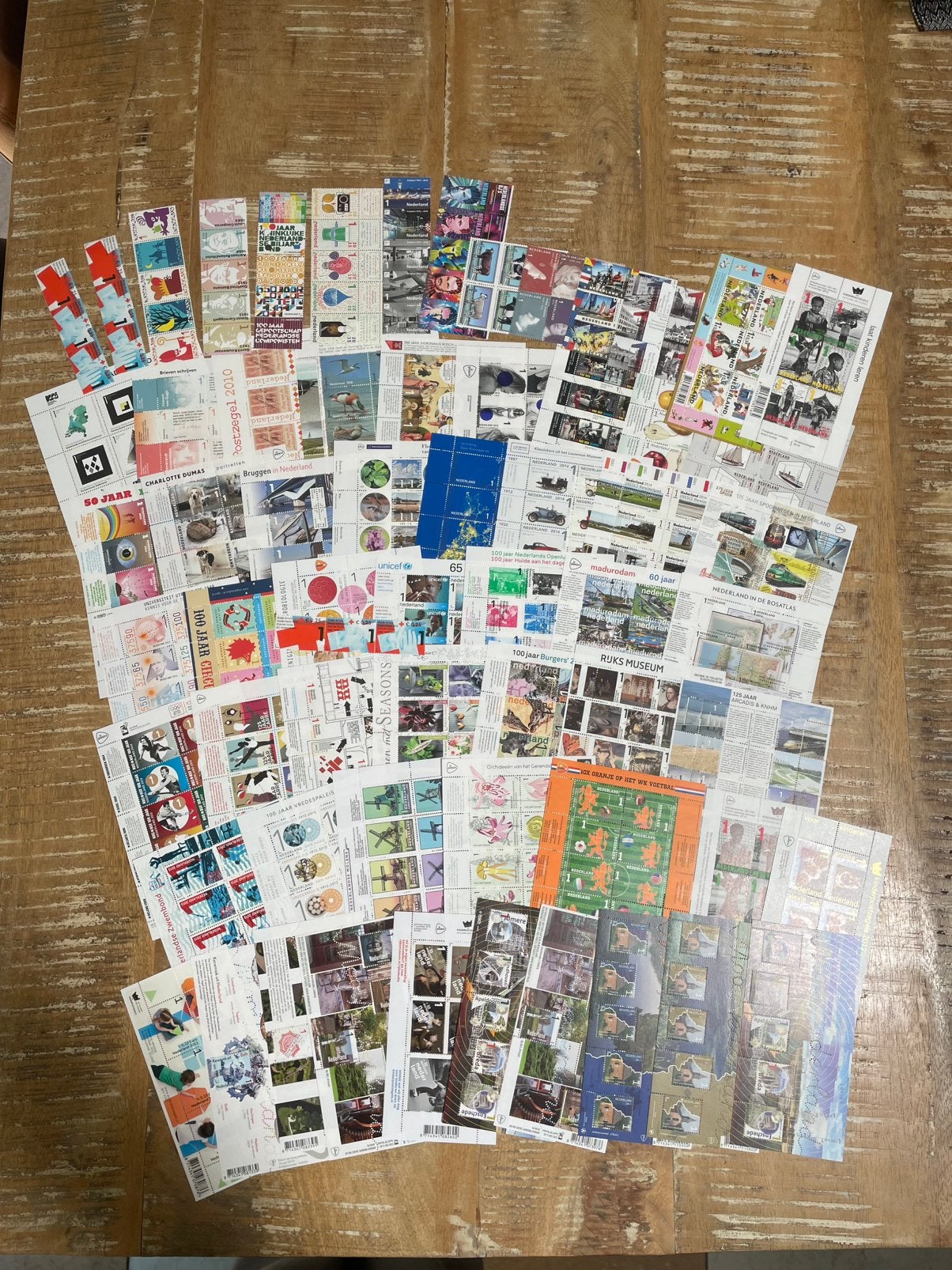 500X Tarief 1 (Mix) Postfris. Nom. € 700,00 NU: € 390,00 PF, Postzegels en Munten, Postzegels | Nederland, Postfris, Na 1940, Ophalen of Verzenden