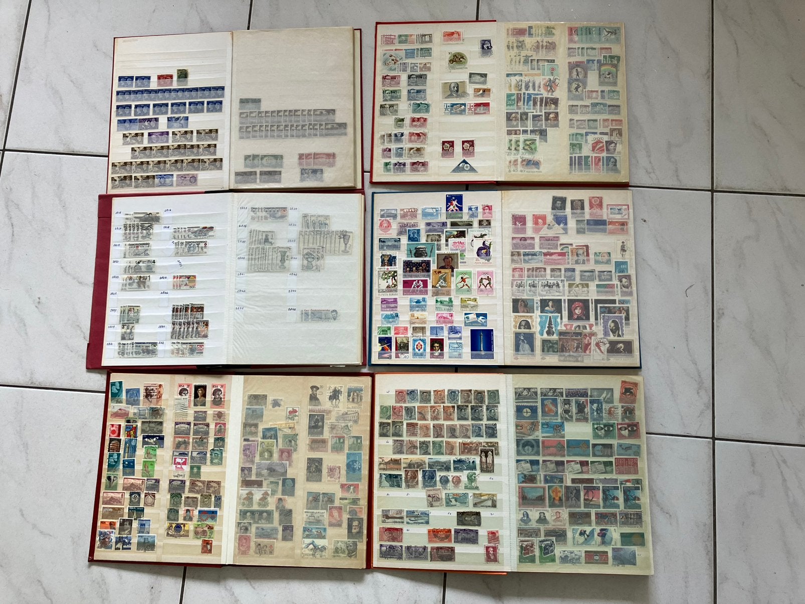 6 boeken met postzegels wereldwijd, vnl gebruikte, Ophalen of Verzenden, Buitenland