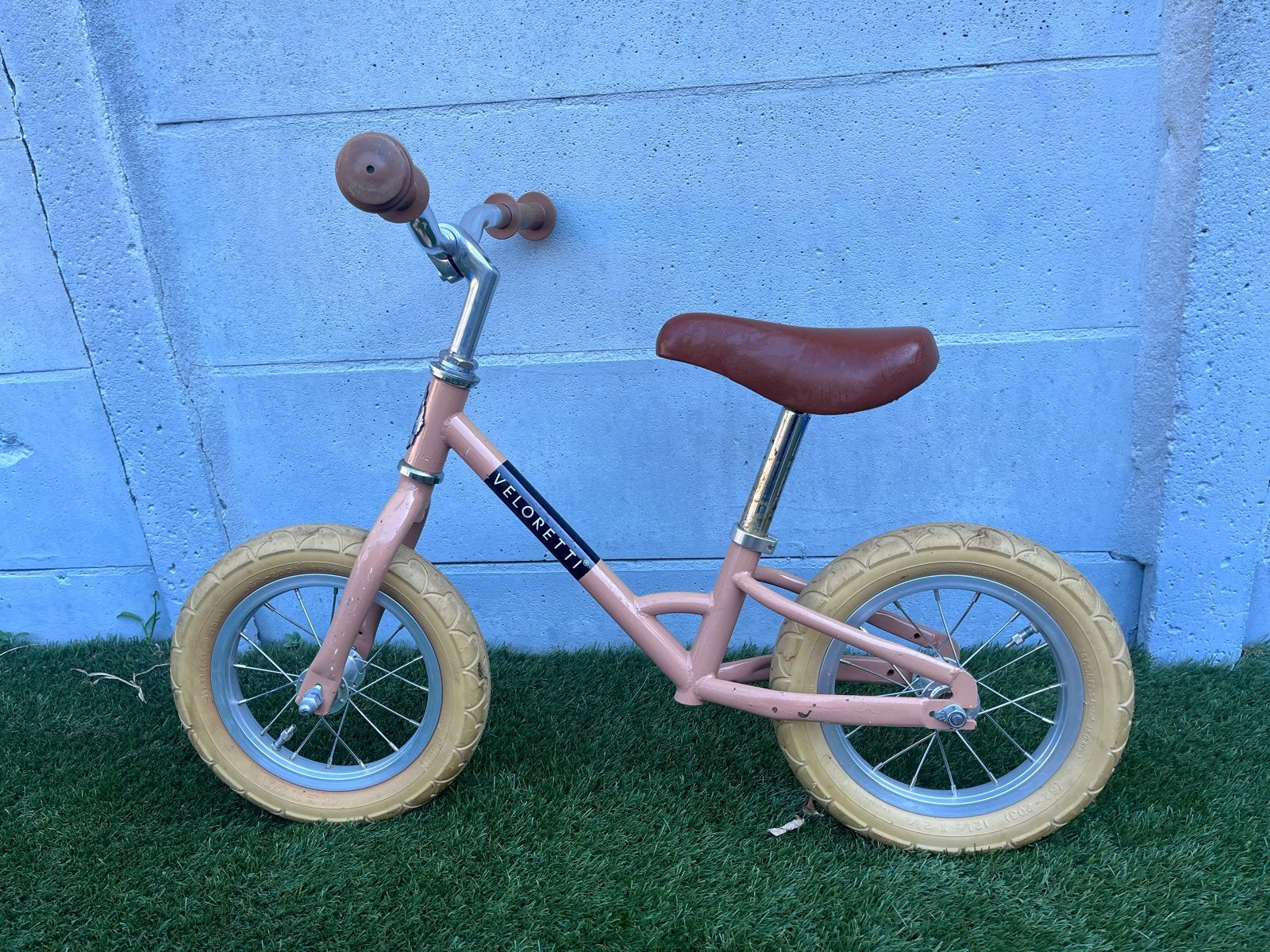 Veloretti Mini loopfiets roze, Ophalen, Gebruikt, Minder dan 16 inch