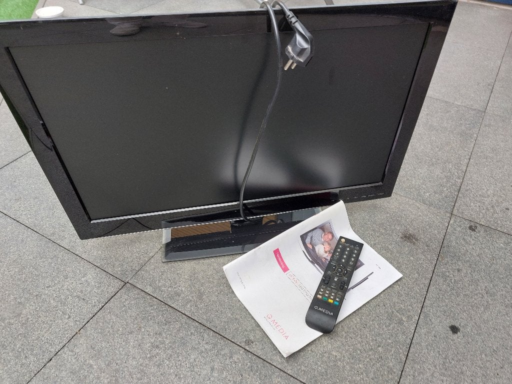 Q.MEDIA 26" LED TV - Model QLE-26G90A, 50 Hz, HD Ready (720p), 60 tot 80 cm, Ophalen