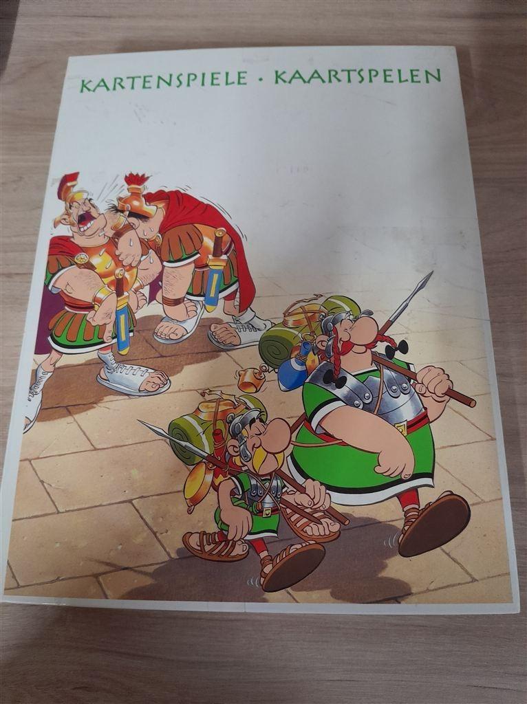 asterix en obelix kaartspel - s4799, Hobby en Vrije tijd, Gezelschapsspellen | Bordspellen, Verzenden, Zo goed als nieuw