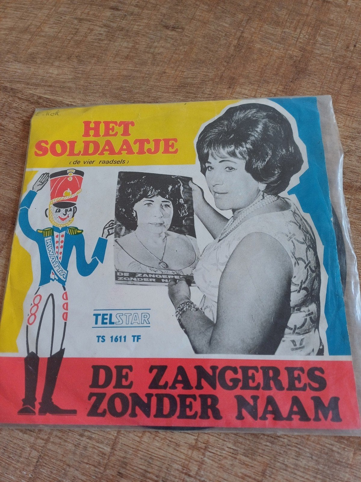De Zangeres Zonder Naam - Het Soldaatje (Single), Gebruikt, 7 inch, Ophalen of Verzenden, Levenslied of Smartlap