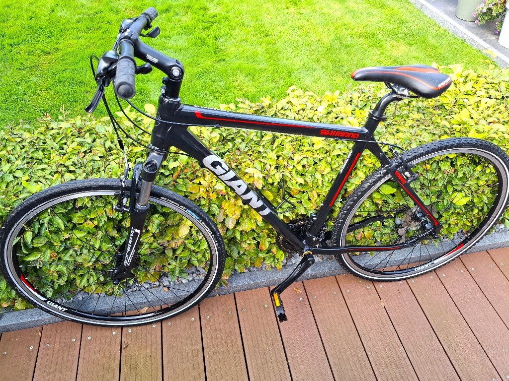 In nieuwstaat, GIANT Roam 2 Sportfiets / Mountainbike, Ophalen, 28 inch, Vering, Velgrem
