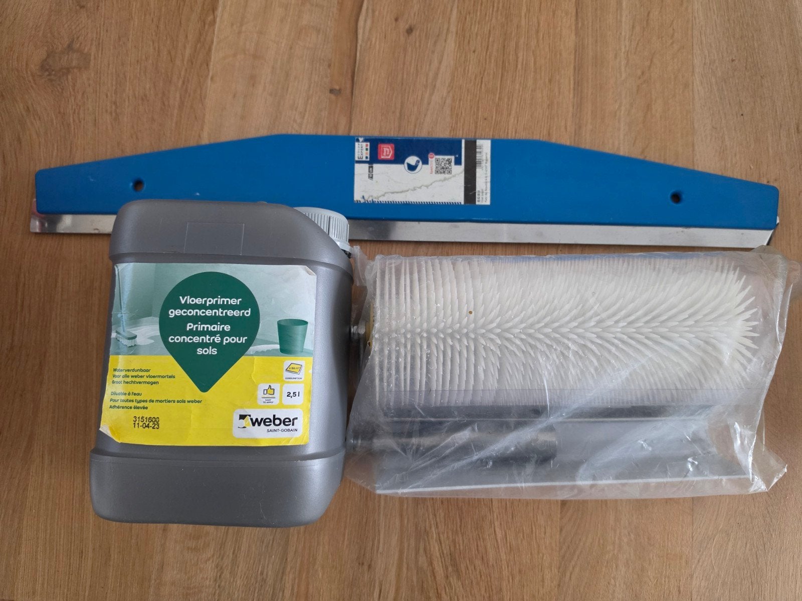 Weber Vloerprimer Geconcentreerd 2.5L met roller, Ophalen, Nieuw