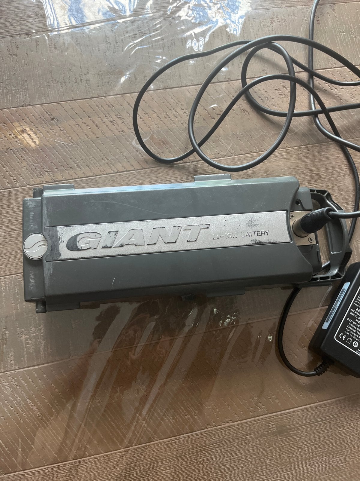 Giant Twist Energy Set accu met lader, Fietsen en Brommers, Fietsaccessoires | Fietsaccu's, Ophalen of Verzenden, Gebruikt