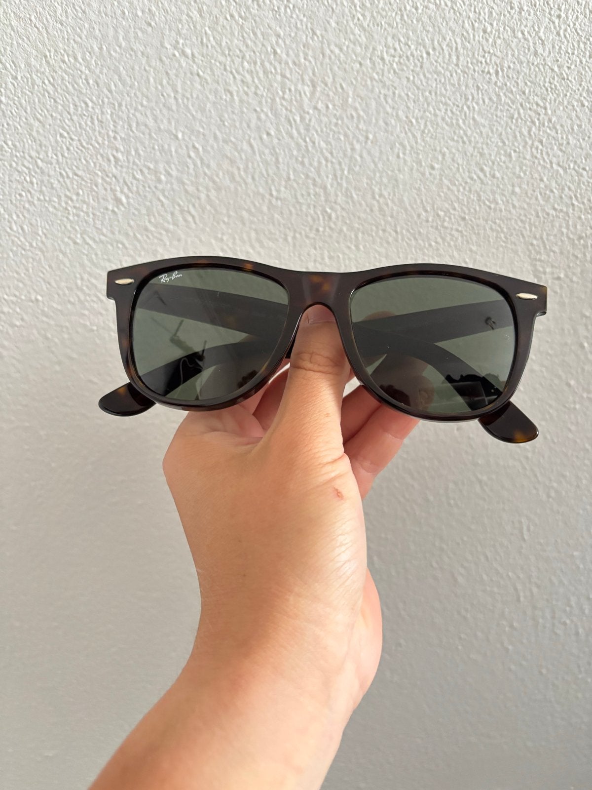Ray-Ban Wayfarer Zonnebril 54mm - Klassiek en Stijlvol, Zonnebril, Bruin, Ophalen of Verzenden, Zo goed als nieuw